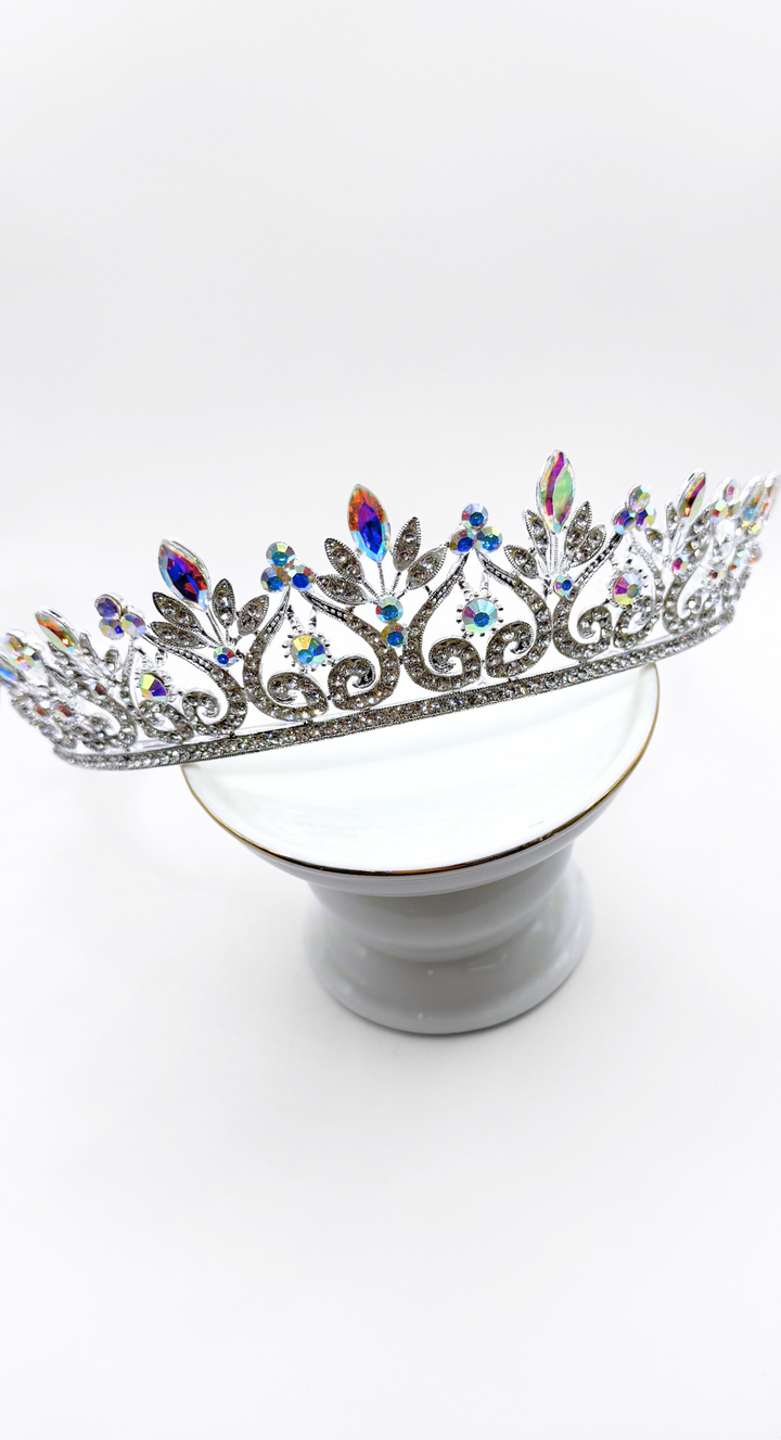 EMMA CLARA - CORONA ELEGANTE DE FIESTA Y NOVIA PLATEADA