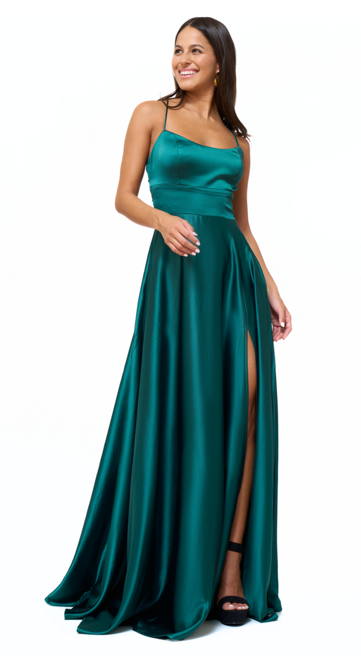 Emma Clara- Vestido línea A Melissa Verde Esmeralda