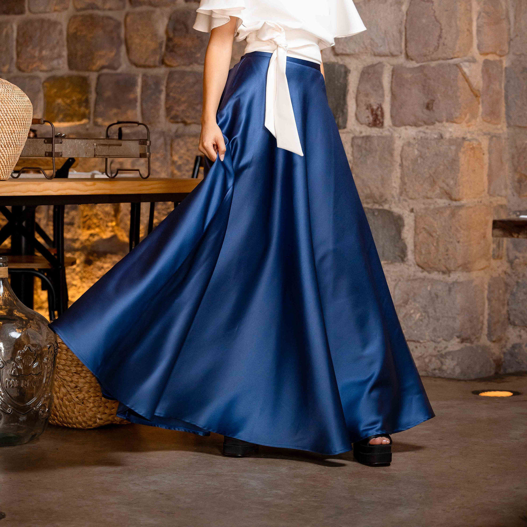 Emma Clara - Maxi Falda Azul Marino