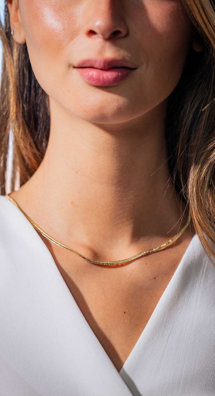 EMMA CLARA - COLLAR DE FIESTA PLANO ENCHAPADO EN ORO