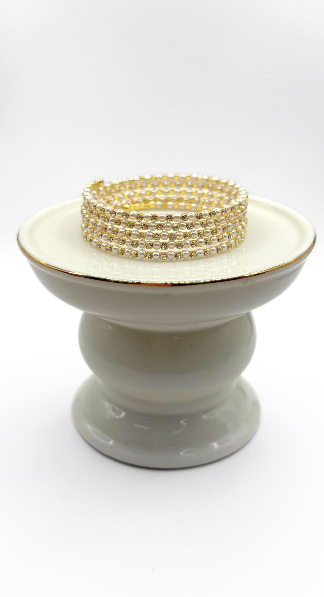 Emma Clara - Brazalete Espiral Perlas y strass en Fantasía Dorado