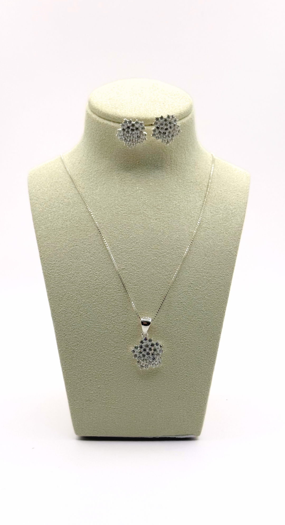 Emma Clara - Conjunto Collar y Aros Diseño Estrella Strass Plata 925