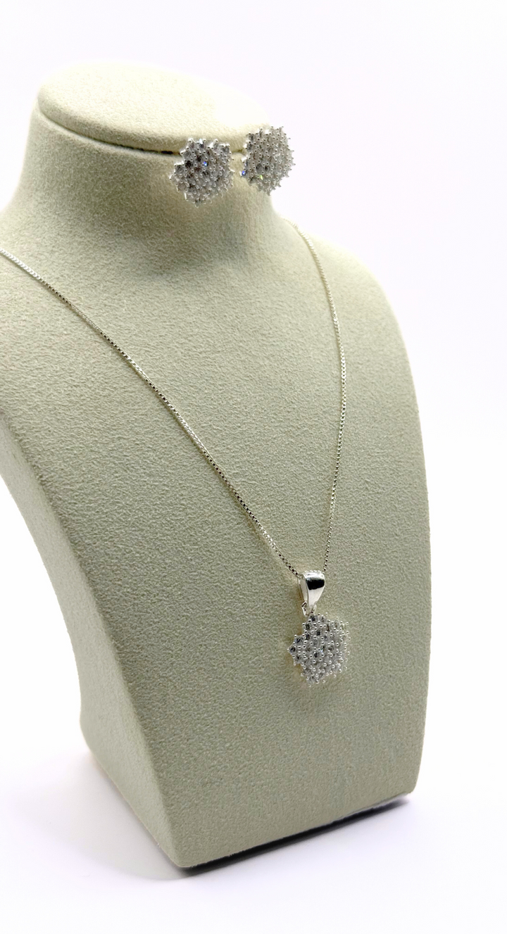 Emma Clara - Conjunto Collar y Aros Diseño Estrella Strass Plata 925