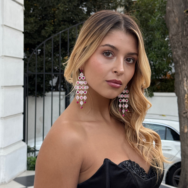 Emma Clara - Aros Colgantes Cristales Flor Fucsia