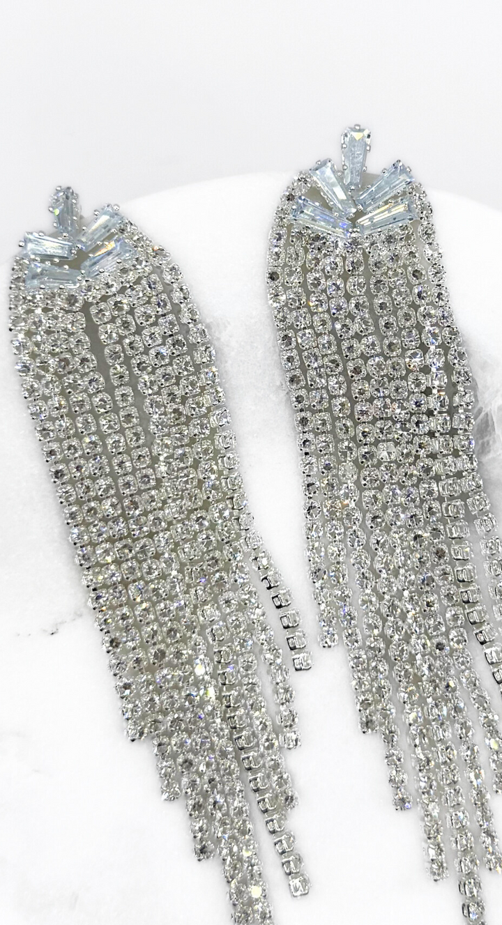 EMMA CLARA - AROS DE FIESTA EN FANTASÍA COLGANTE STRASS PLATEADO