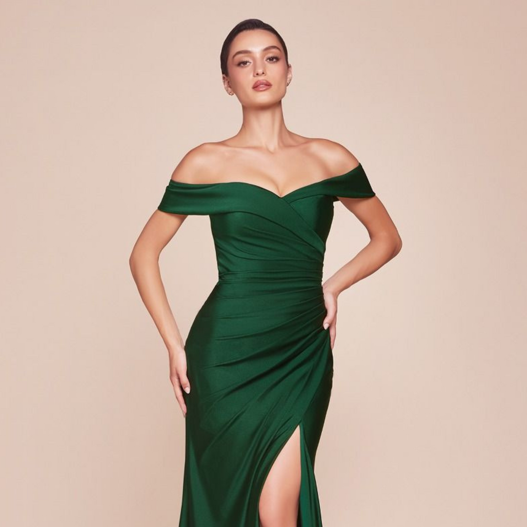 Emma Clara - Vestido de Fiesta Hombros Descubiertos Loreta Verde Esmeralda