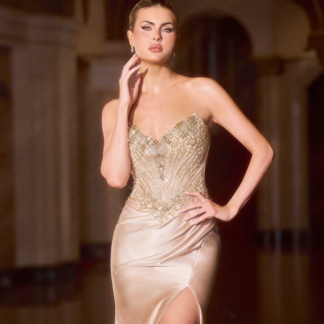 Emma Clara -  Vestido de Fiesta Corset Pedrería Dorado Mónica