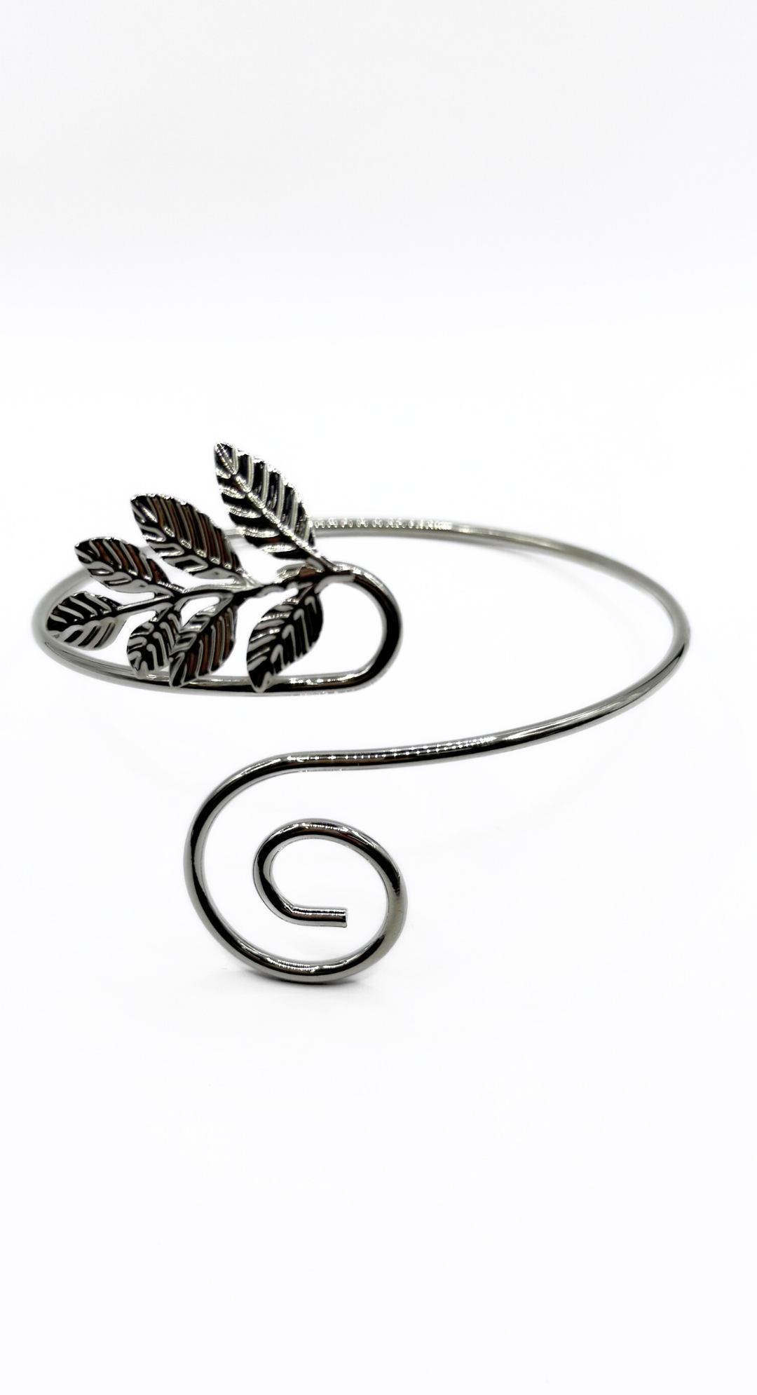 EMMA CLARA - ESCLAVA DISEÑO HOJA EN FANTASÍA PLATA