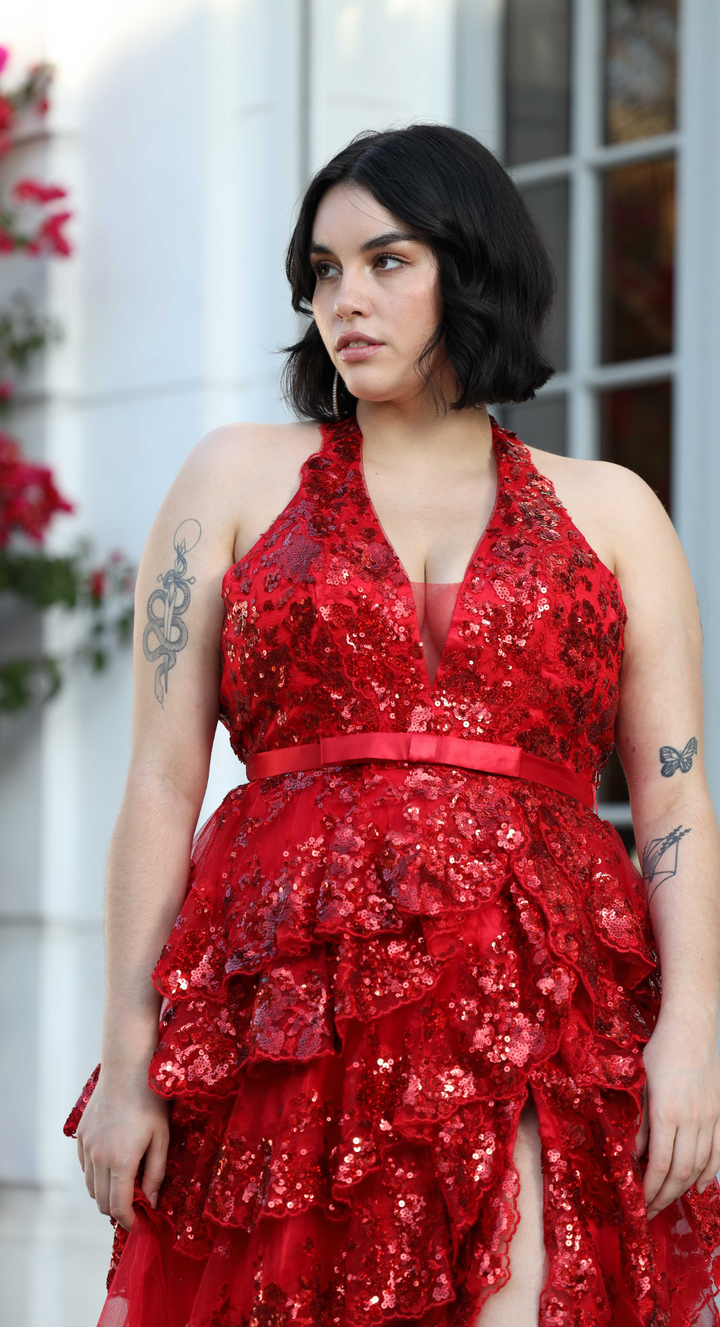 Emma Clara - Vestido Tipo A en Capas Aurora Rojo