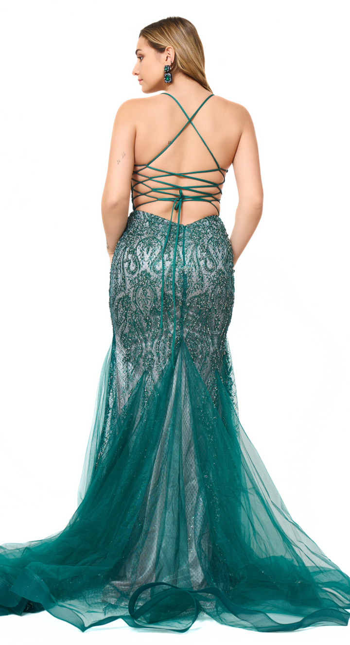 Emma Clara - Vestido estilo sirena decorado Sofi Verde Esmeralda