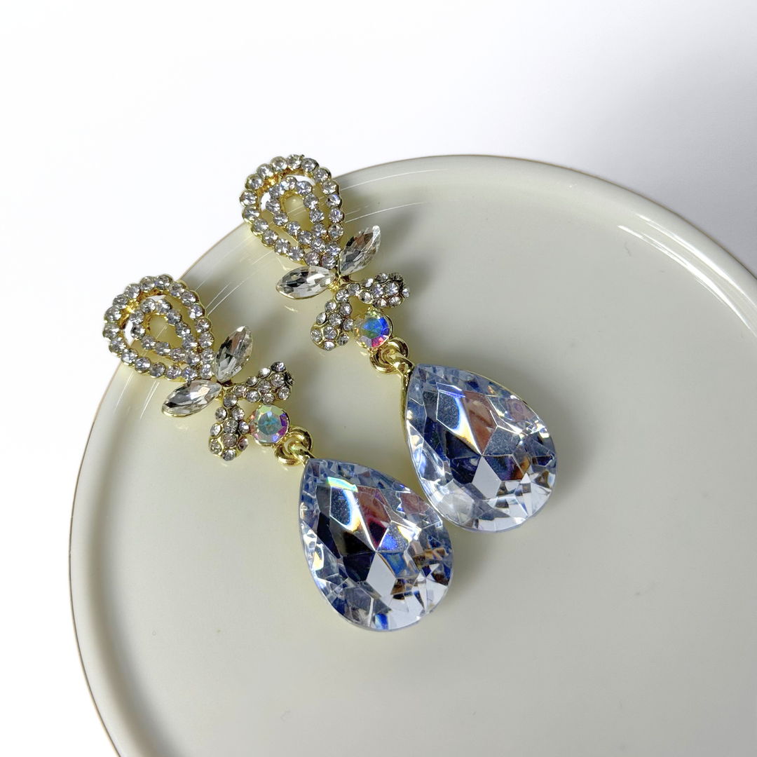 Emma Clara - Aros Diseño Lágrima Plateada