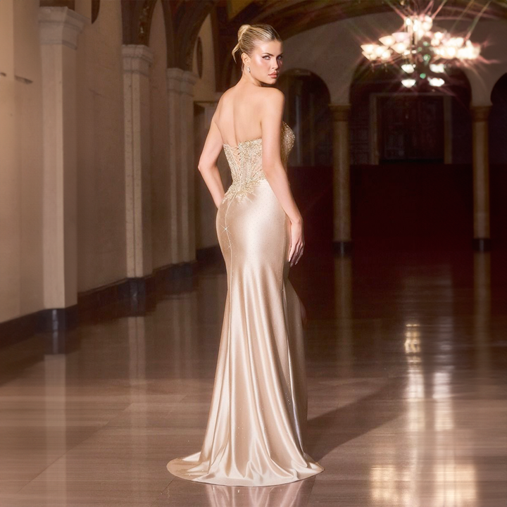 Emma Clara -  Vestido de Fiesta Corset Pedrería Dorado Mónica