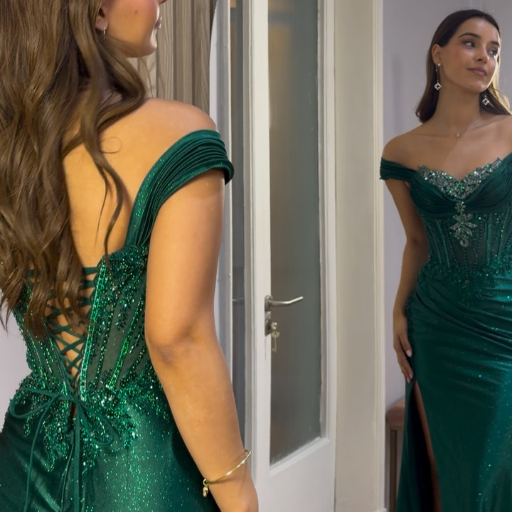 Emma Clara - Vestido de Fiesta Con Pedrería y Corset Magda Verde Esmeralda