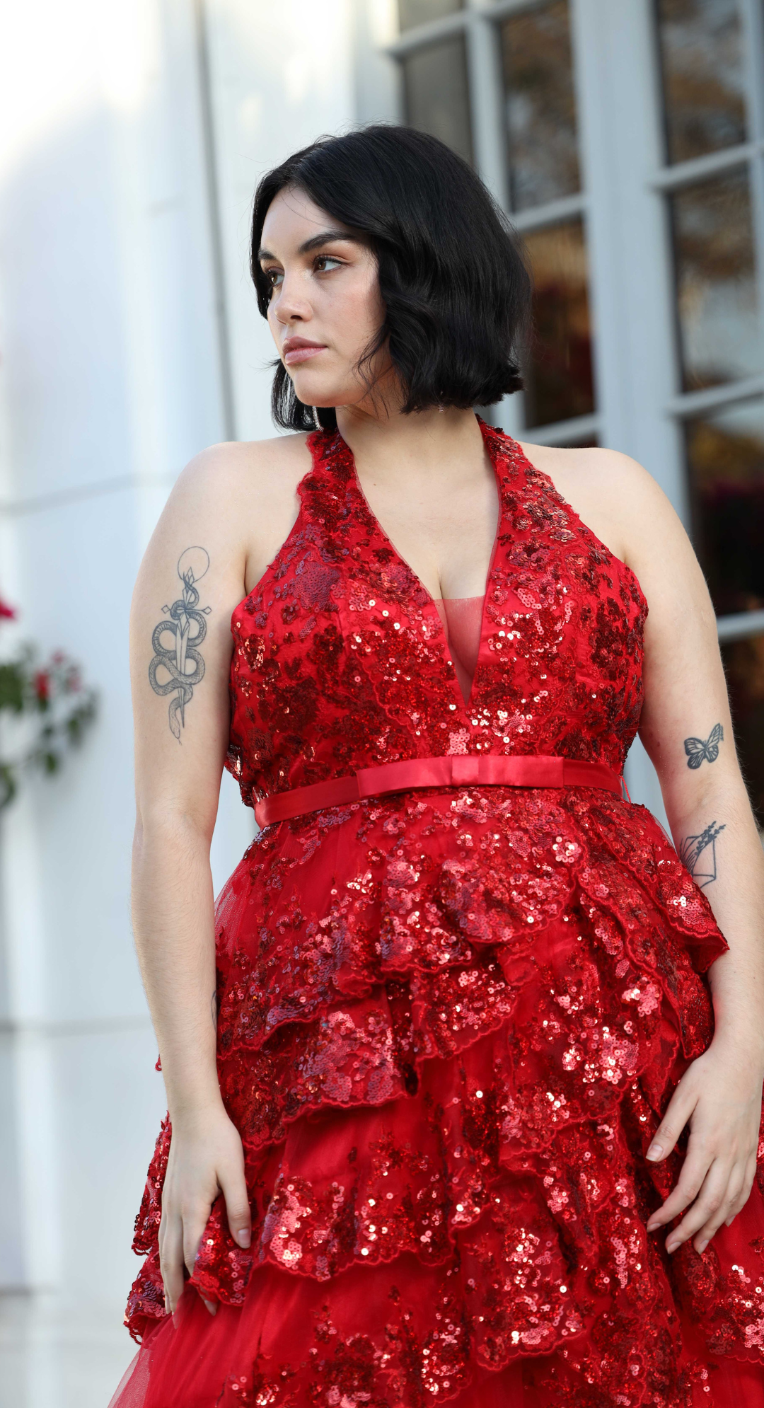 Emma Clara - Vestido Tipo A en Capas Aurora Rojo
