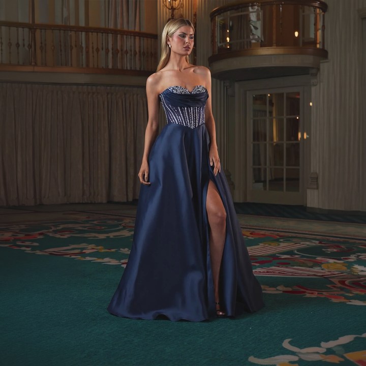 Emma Clara - Vestido de Fiesta Largo Azul Marino Pedrería Strapless Karen