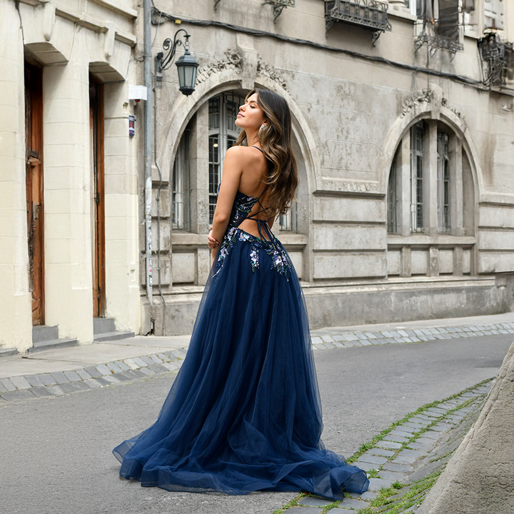 Emma Clara - Vestido de fiesta tul escote V Bordado Renata Azul Navy