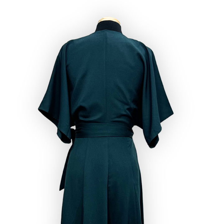 Emma Clara - Vestido Envolvente Manga Murciélago EC0258 Verde Esmeralda