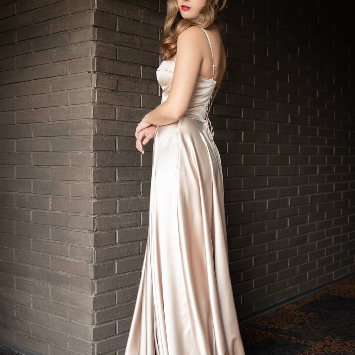 Emma Clara - Vestido De Fiesta Satín Con Corset EC0139 Champagne