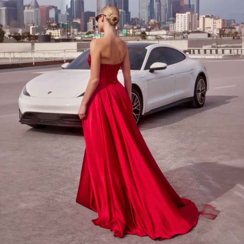 Emma Clara - Vestido de Fiesta Largo Rojo Corset Pedrería Jacinta