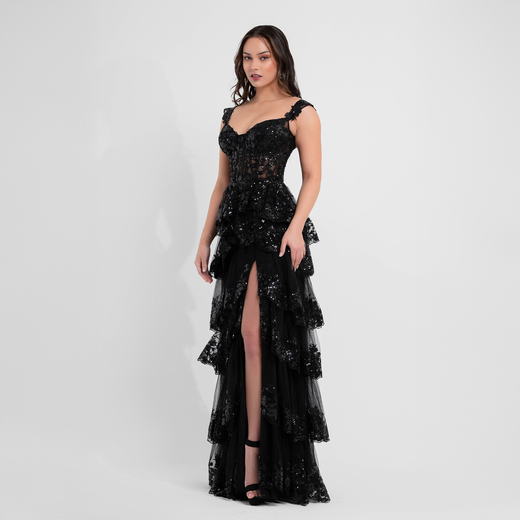 Emma Clara - Vestido De Fiesta A Capas y Lentejuelas Blanca Negro