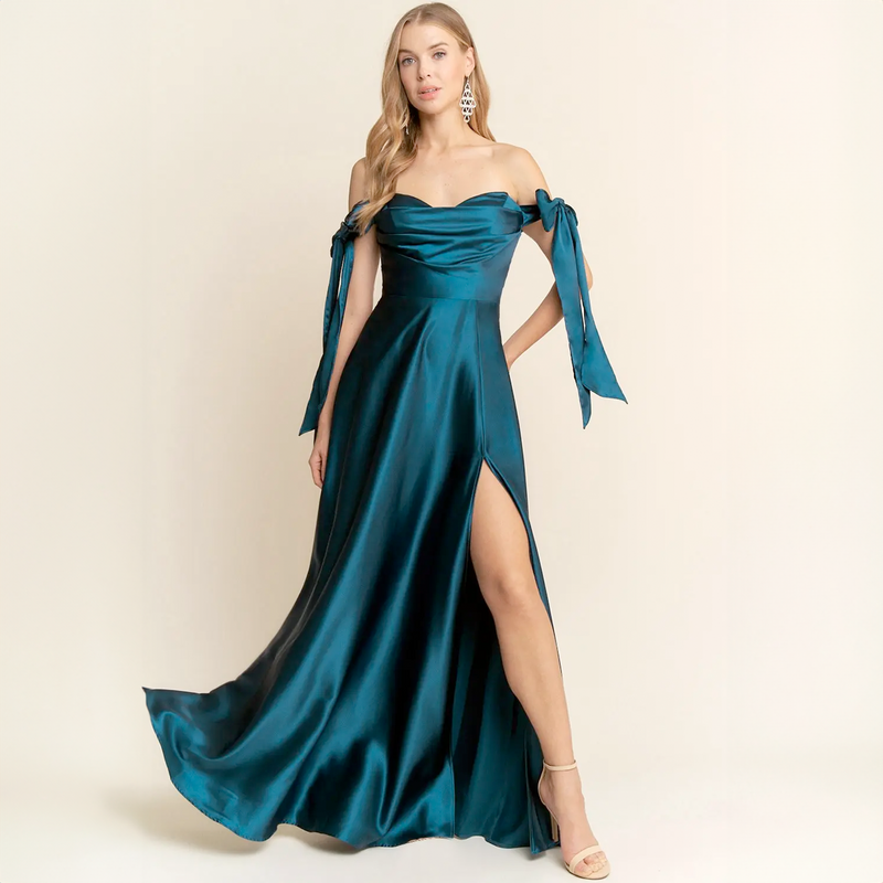 Emma Clara - Vestido largo satinado Escote Bardot Jess Teal