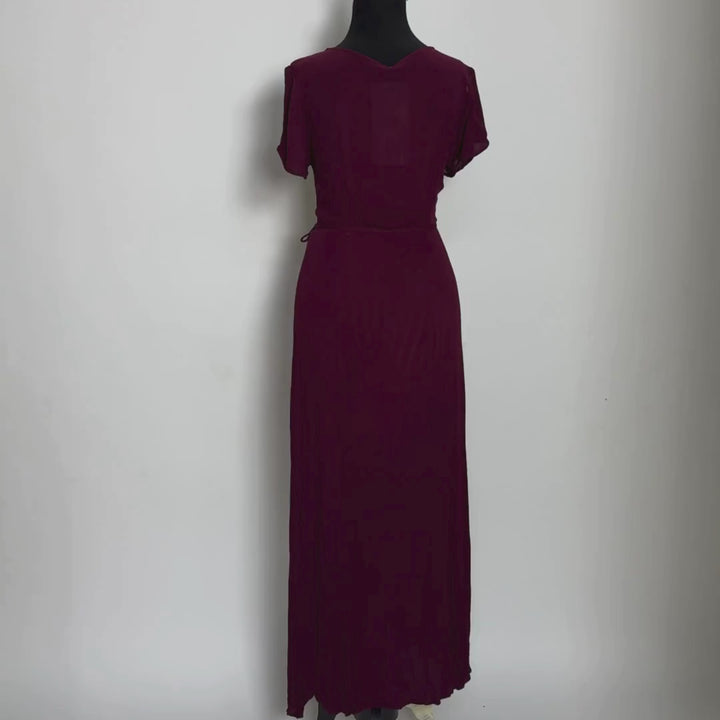 Emma Clara - Vestido Envolvente EC0257 Borgoña