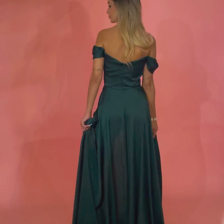 Emma Clara - Vestido Fiesta Escote Bardot Cris Verde Esmeralda