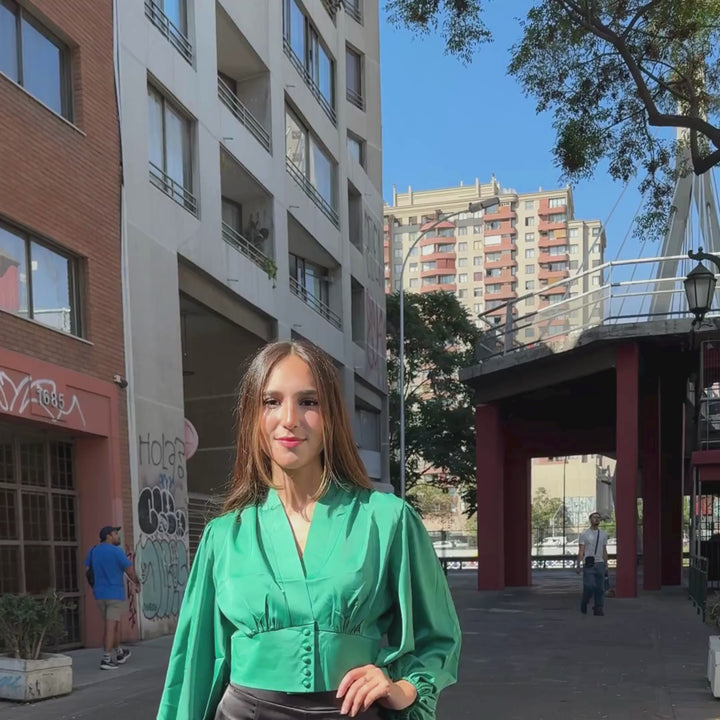Emma Clara - Blusa Manga Globo Larga Verde Esmeralda