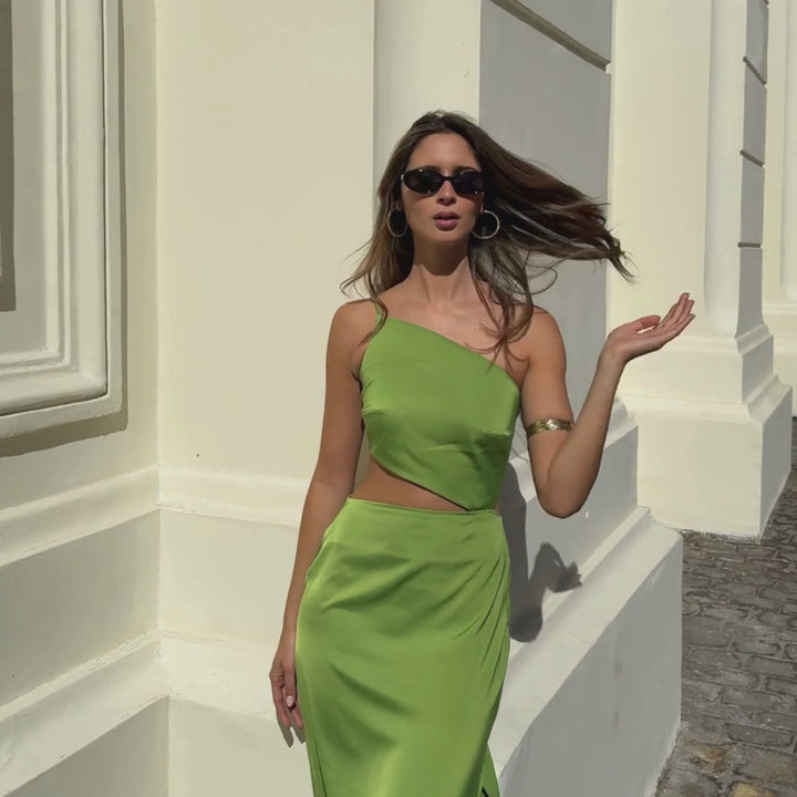 Emma Clara - Vestido Asimétrico Cut Out Noé Verde Lima