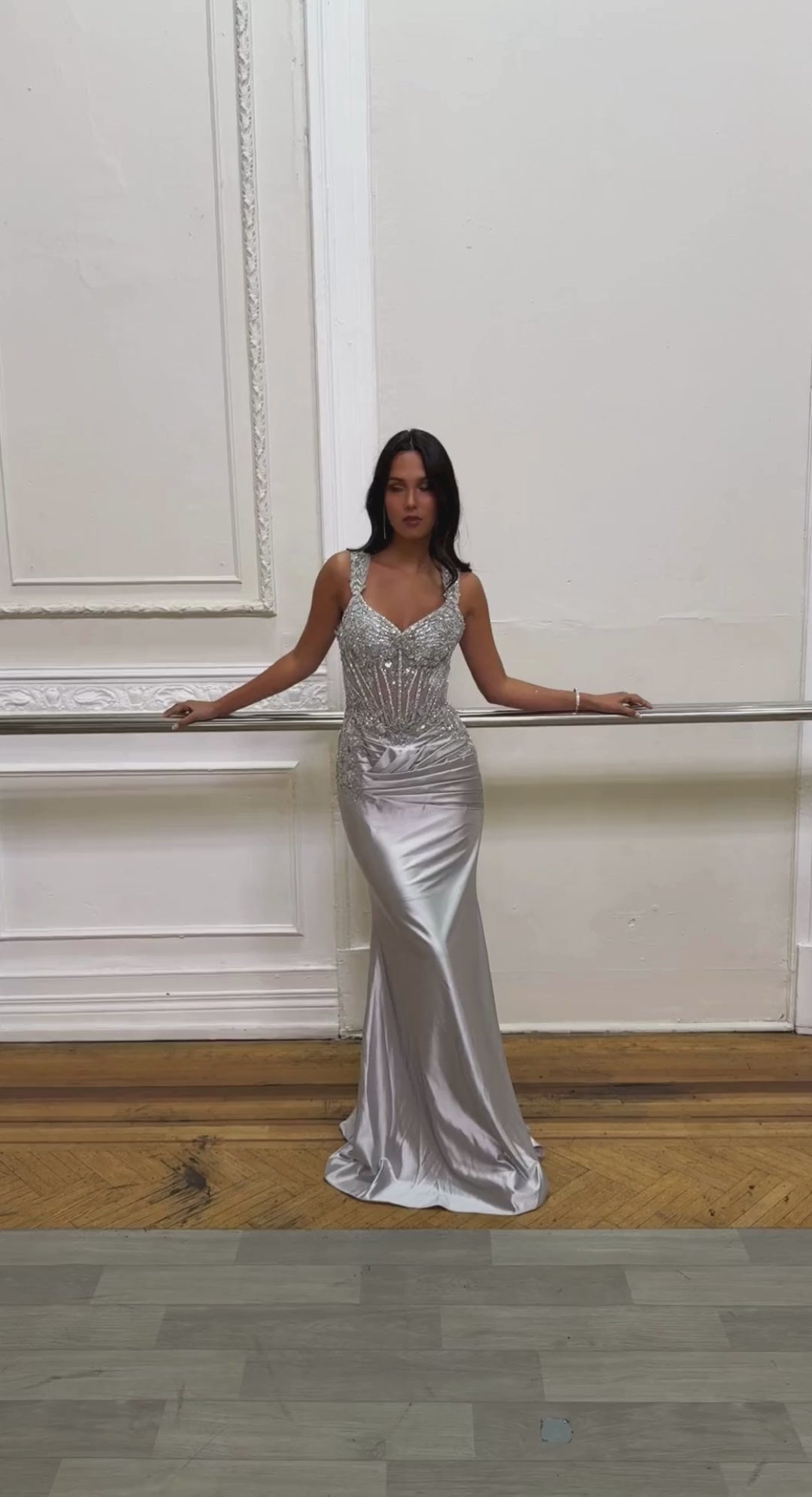 Emma Clara - Vestido de fiesta sirena en satin spandex y corset en transparencia - Estilo Begoña color Silver