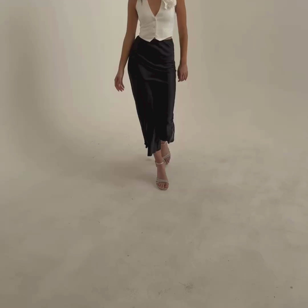 Emma Clara - Falda Satín Mei Negra