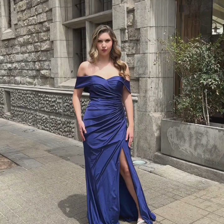 Emma Clara - Vestido de Fiesta Ajustado Escote Bardot Loreta Azul Navy
